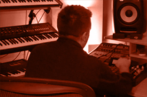Emile Haynie Sampling Vinyl & Making Beats