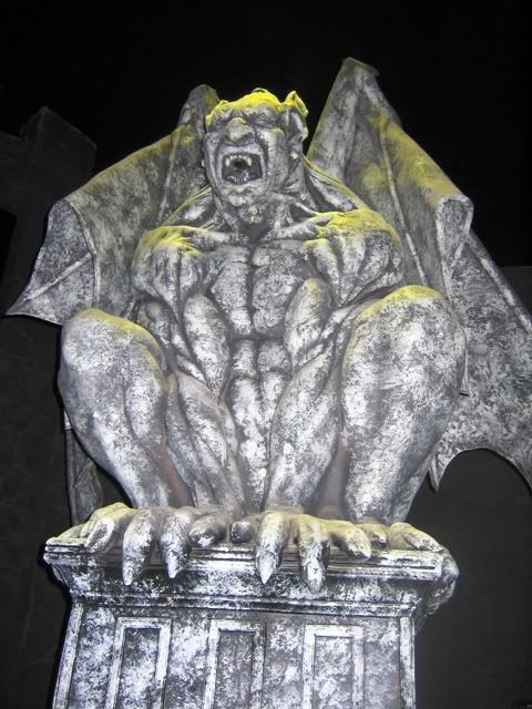 Crypt-07-07-0620gargoyle.jpg